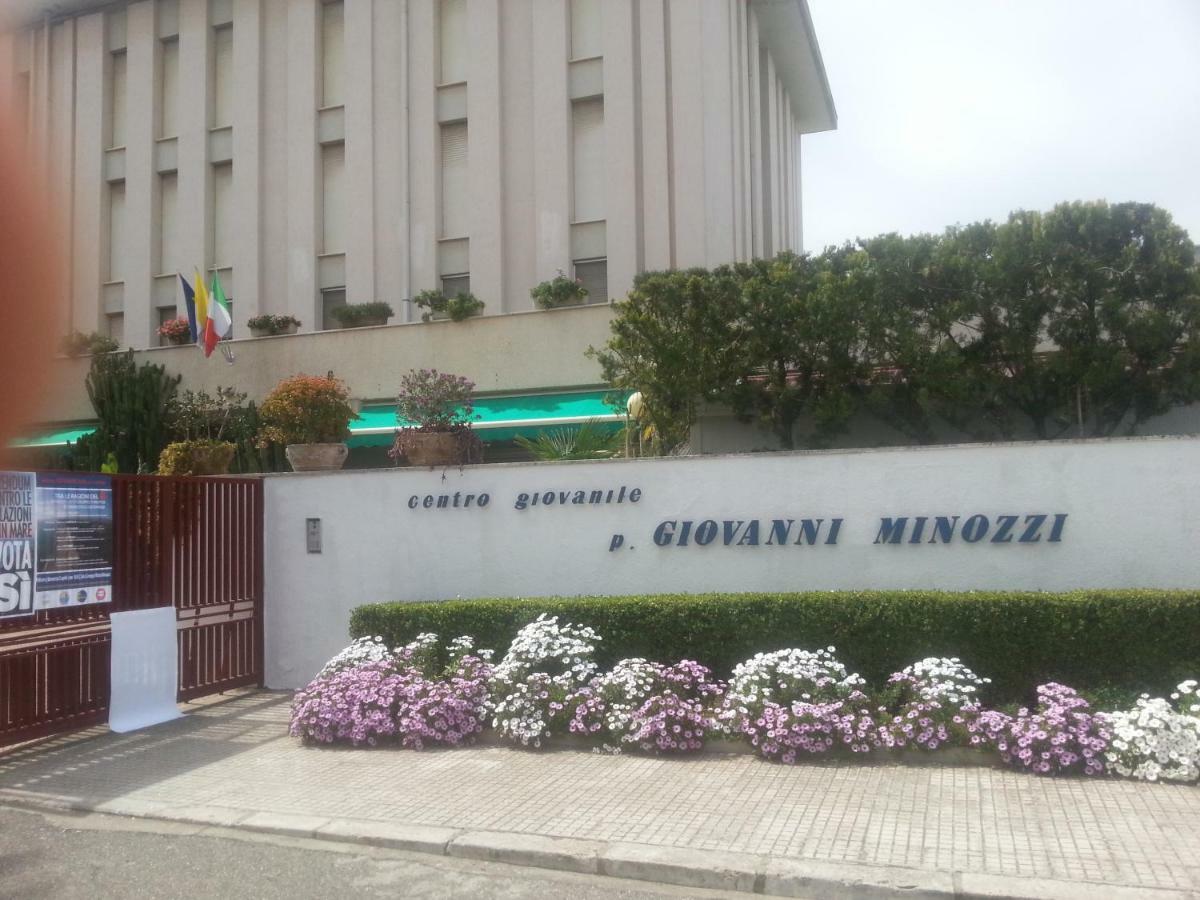 Centro Giovanile Padre Minozzi Policoro Bagian luar foto